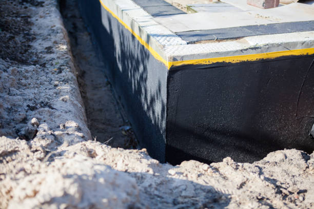 Professional Crawl Space Encapsulation technician working in Bridgeport, IL